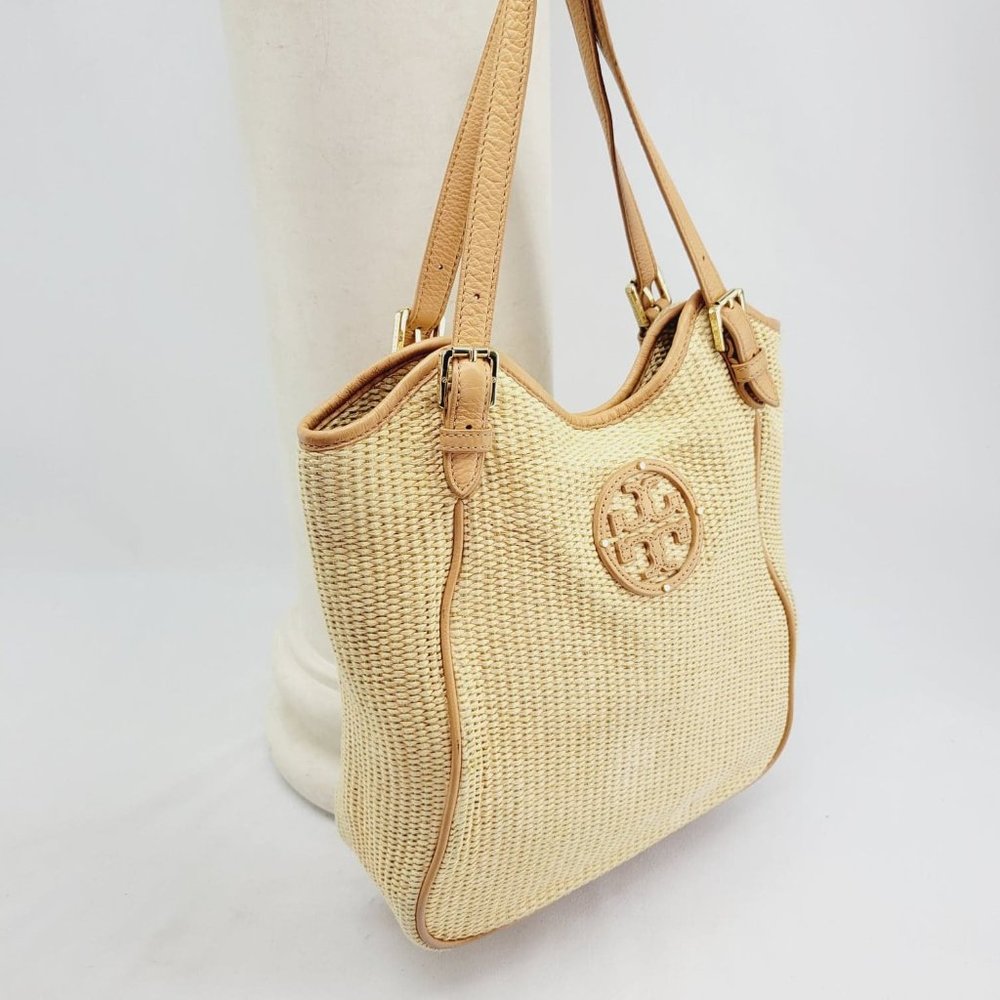 AUTHENTIC TORY BURCH Leather Trim Natural Raffia Small Slouchy Tote - Creamy/Tan